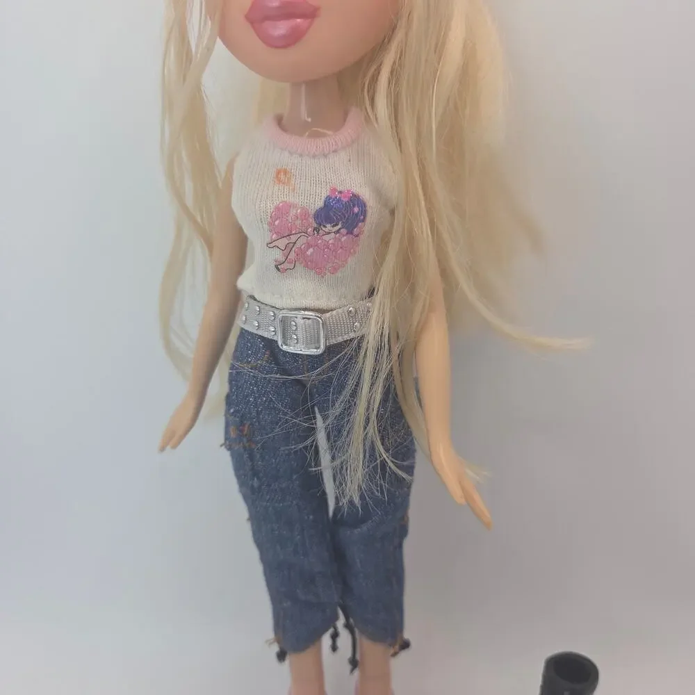 Vintage 2004 Bratz Funk Out Cloe Doll with Original Clothes Near Complete